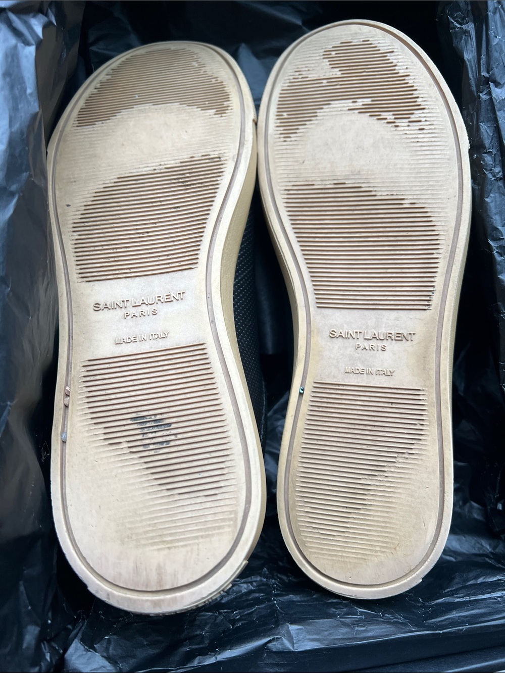 Saint Laurent Black Leather Low-Top Sneakers with Tan Gum Sole - Picture 14 of 14